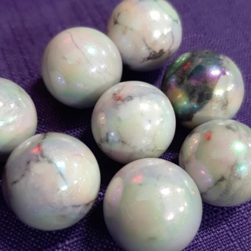 Aura Howlite Tumbles