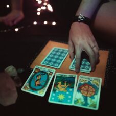 tarot-reading